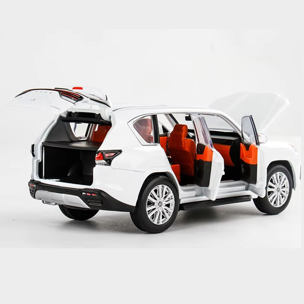 لكزس LX600 سيارات الدفع الرباعي الرياضية الحديد سيارات سيارة طراز إضاءة هدية عجلات مجانية للأطفال سنتين أكبر